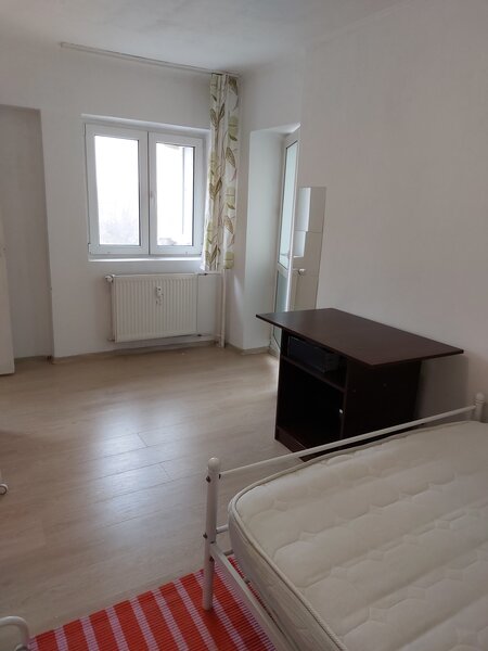 Berceni, garsoniera, Brancoveanu metrou.