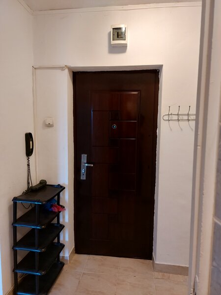 Berceni, garsoniera, Brancoveanu metrou.